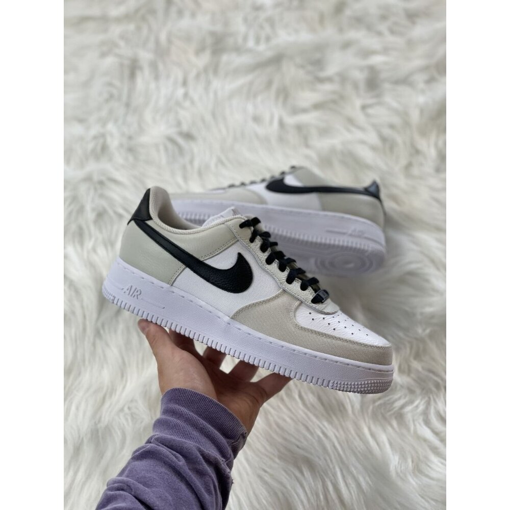 Nike Air Force 1 ESS NBY Womens Shoe White DV3907-900 047943 VNDS Sz 9.5/Mens 8